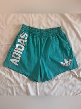 Adidas Women’s Original Streetball Shorts, Teal & White, Size Small